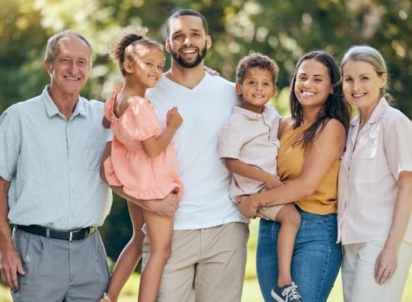 外国人の視点を理解した、実務的なサポート